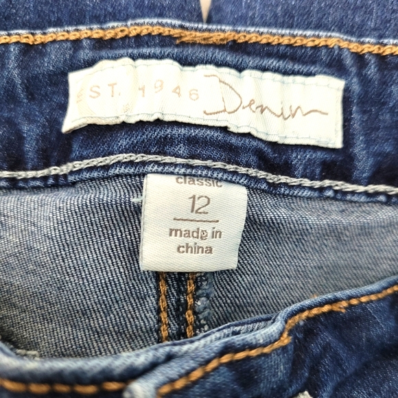 1946 Denim Classic Embellished Jean Shorts - Picture 5 of 6